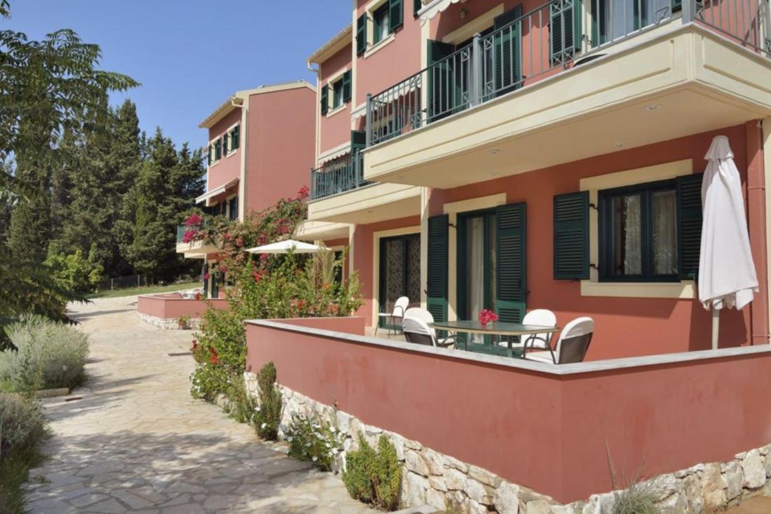 Vivi'S Apartments Agia Efimia Exteriör bild