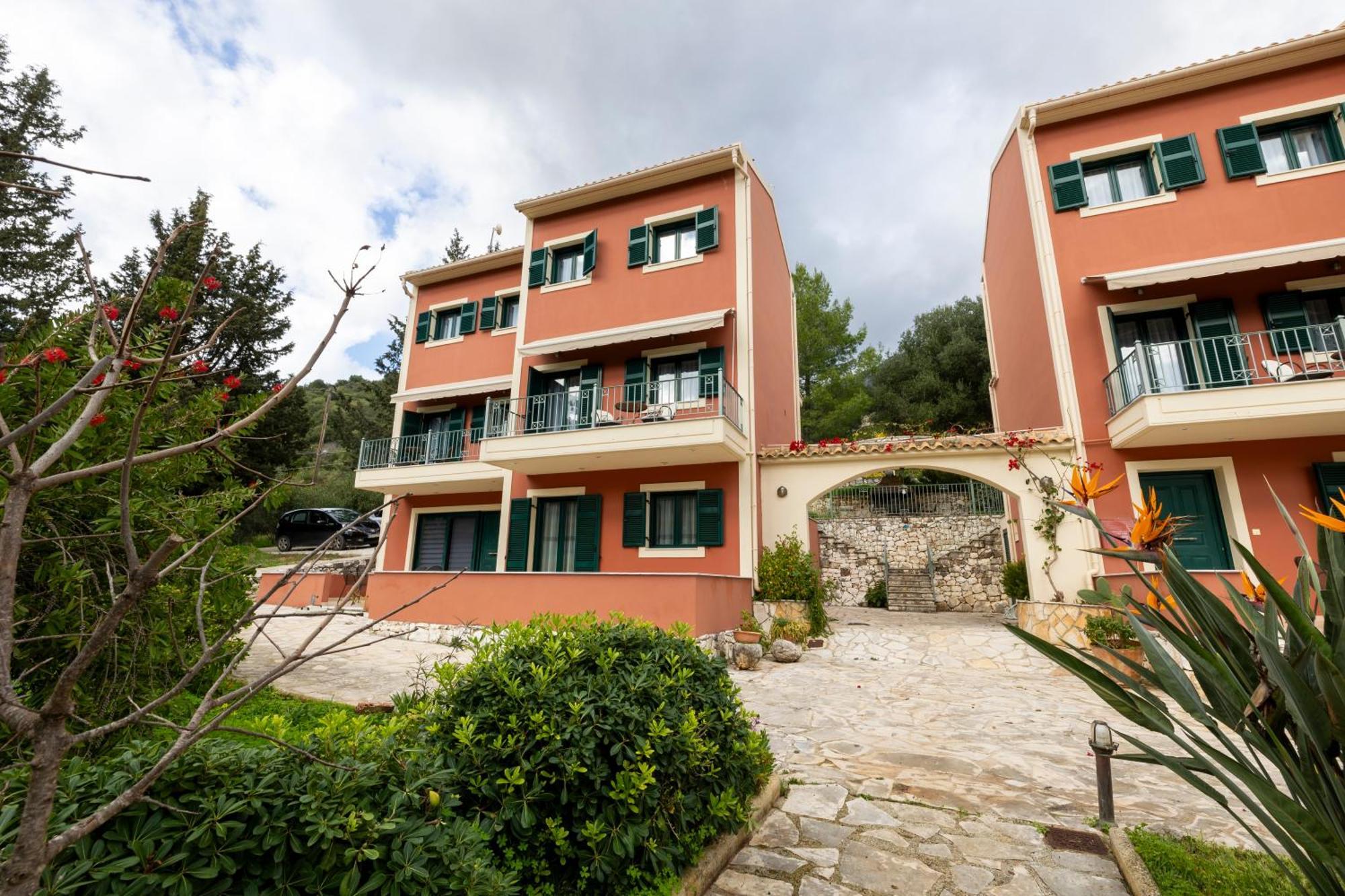 Vivi'S Apartments Agia Efimia Exteriör bild